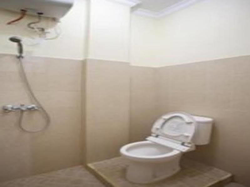 Pondok Taman 828 Hotel Denpasa Buitenkant foto